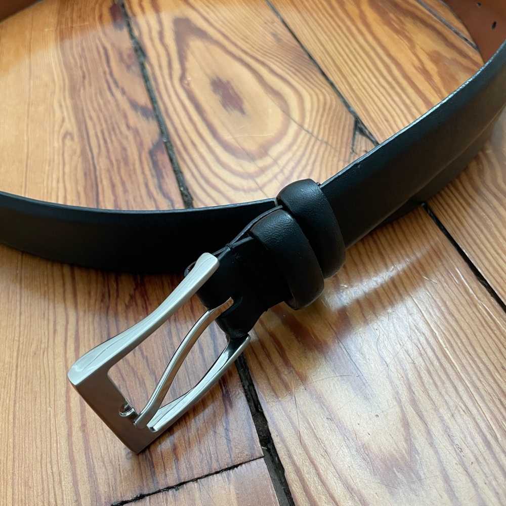 Men's Black Italian Leather Belt 52.5” - Picture 2 of 5